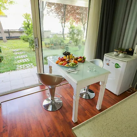 דירה House