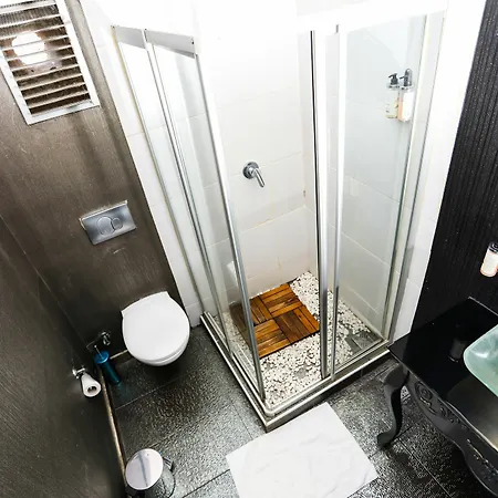 House Apartment *
